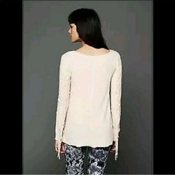 Free People Urban Outfitters Ivory Fringe Top - Picture 2 of 7